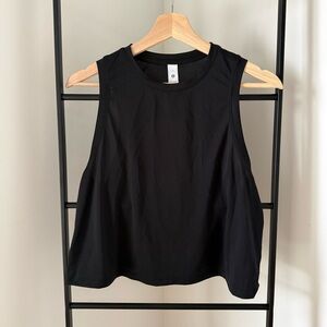 Lululemon Athletica Cropped Tank Top, size 10